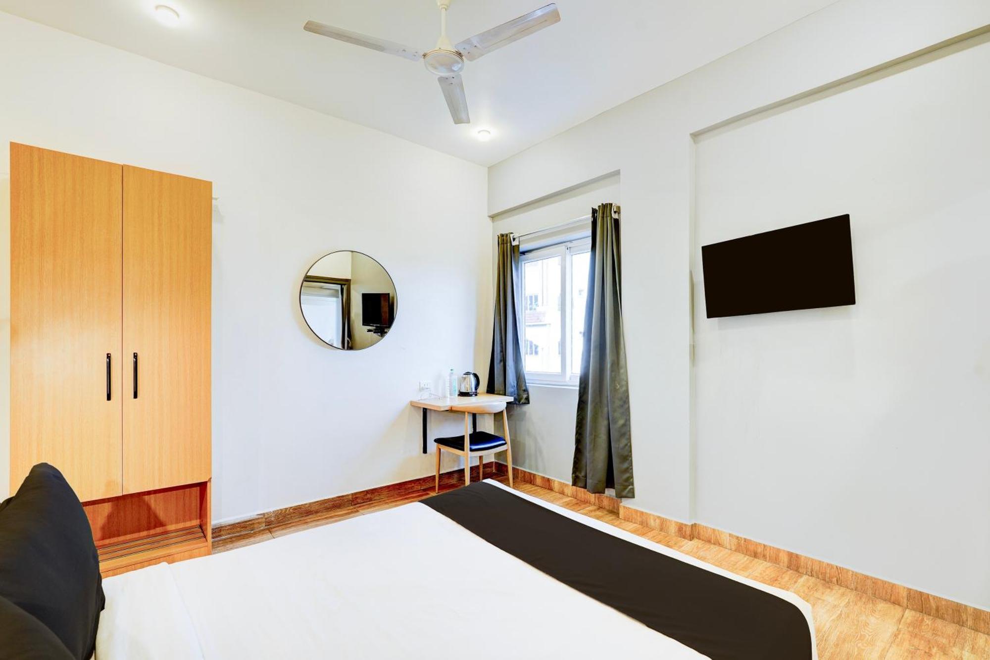 Super Townhouse Tirupati Hotel Exterior foto