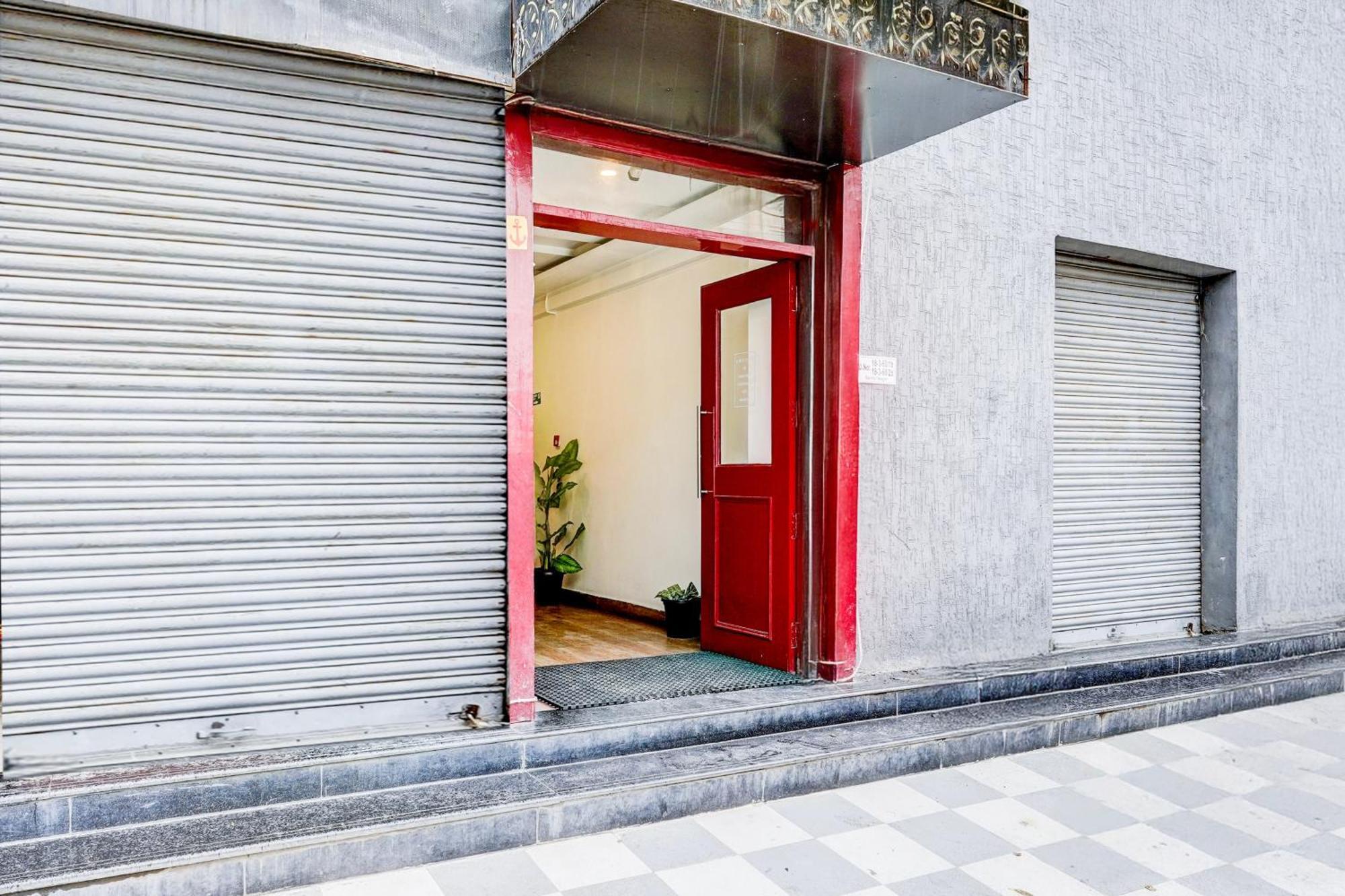 Super Townhouse Tirupati Hotel Exterior foto